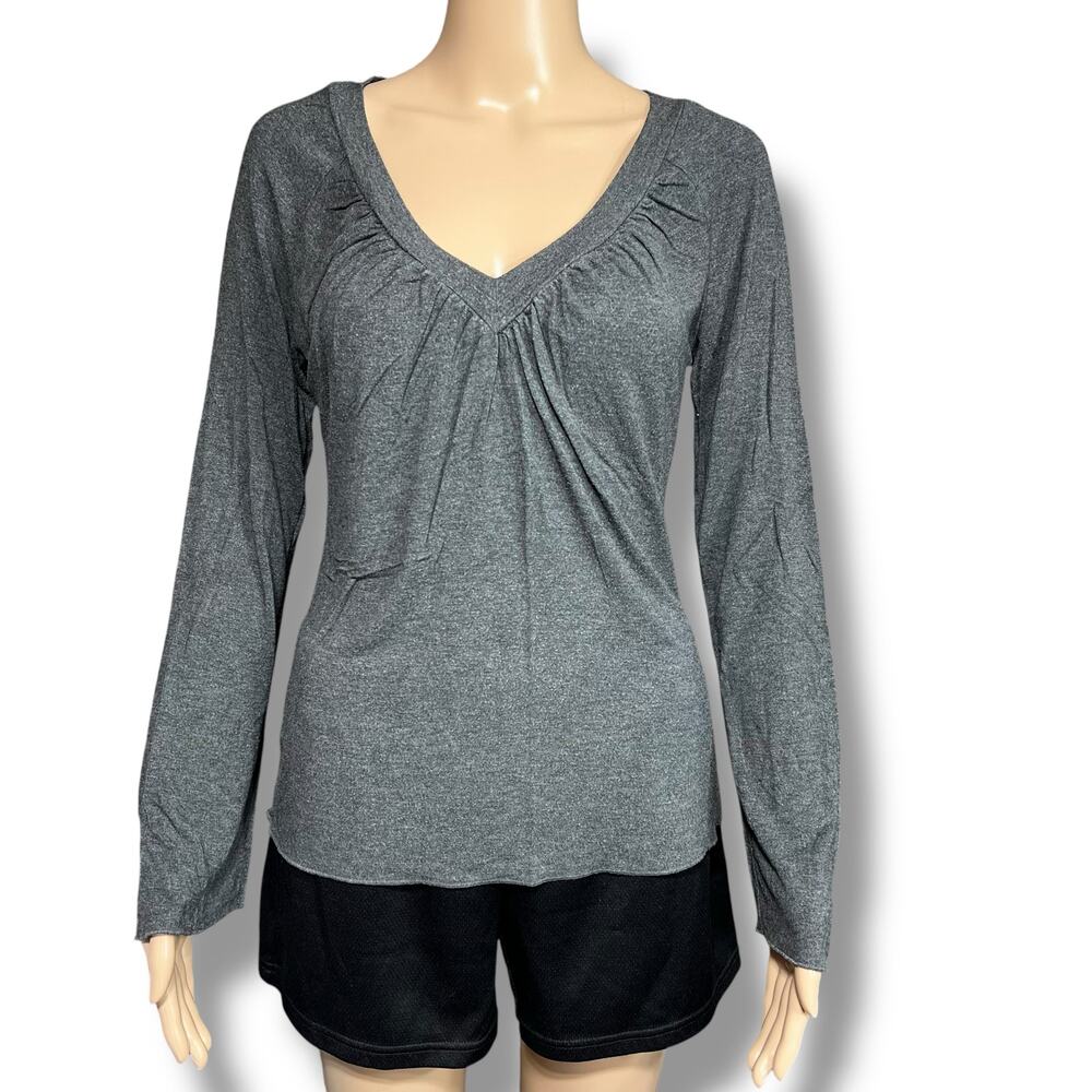 Daisy Fuentes Womens Small Gray Long Sleeve Pleated V Neck Stretch Knit Top S